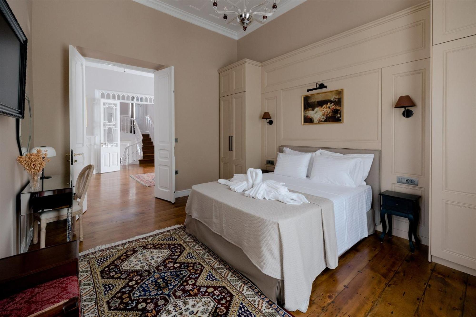 Victoria Mansion A Luxurious Neoclassical Experience Rhodes City Екстер'єр фото